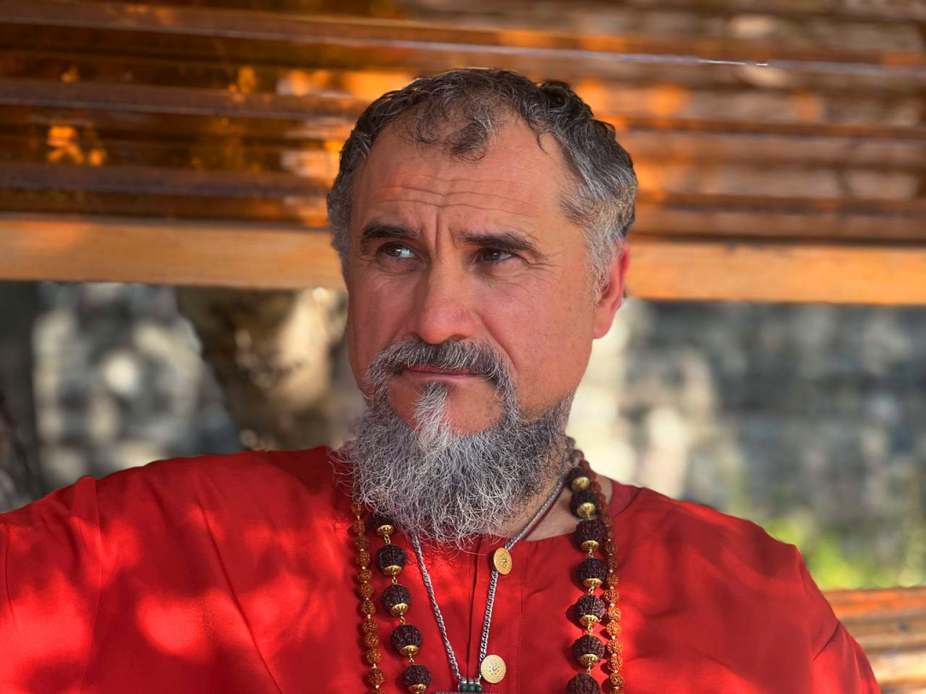 Шри Гуру Свами Вишнудевананда Гири Махарадж Шри Гуру Свами Вишнудевананда Гири Махарадж