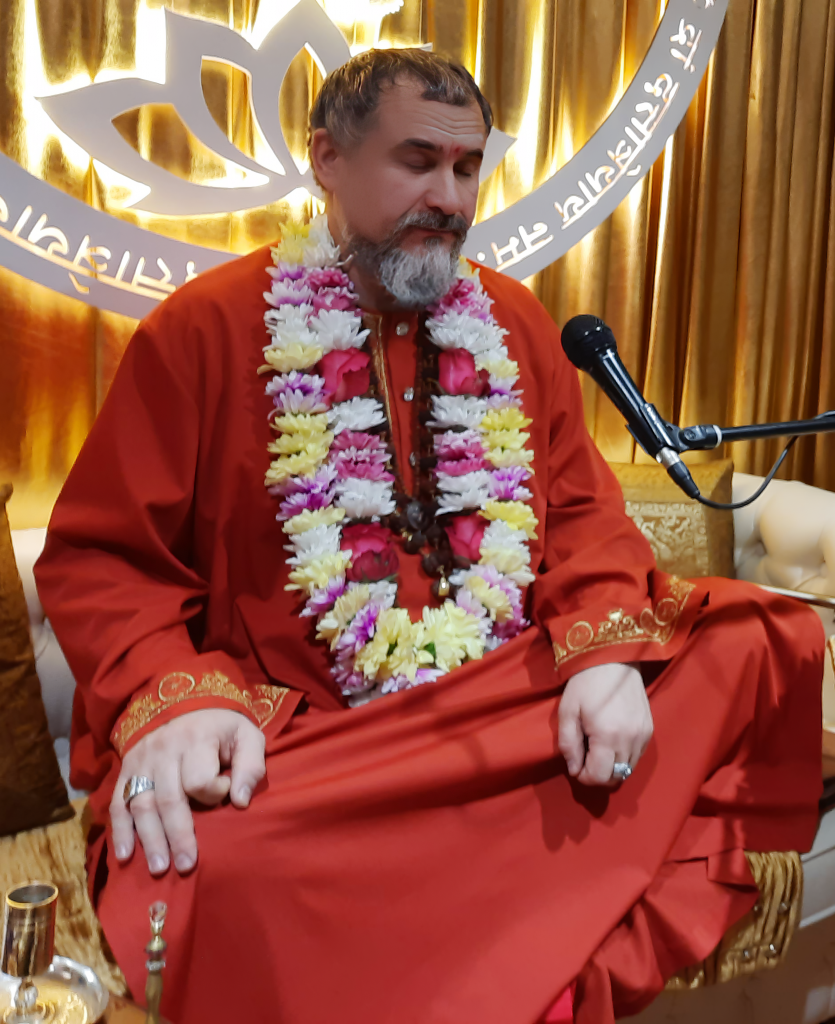 Шри Гуру Свами Вишнудевананда Гири Шри Гуру Свами Вишнудевананда Гири